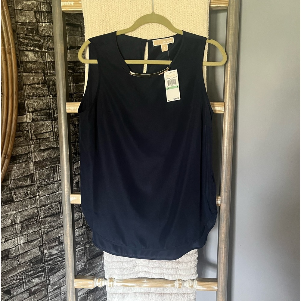 NWT Michael Kors woman’s size 8 sleeveless top in navy blue $29